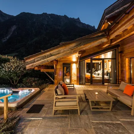 샬레 Experience The Height Of Luxury At Chalet *