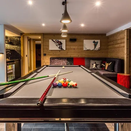 Experience The Height Of Luxury At Chalet * 키츠부헬